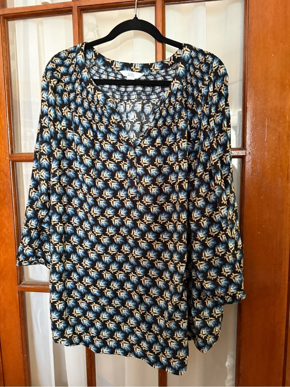 croft & barrow Black Tunic with Blue and Cream Floral Print